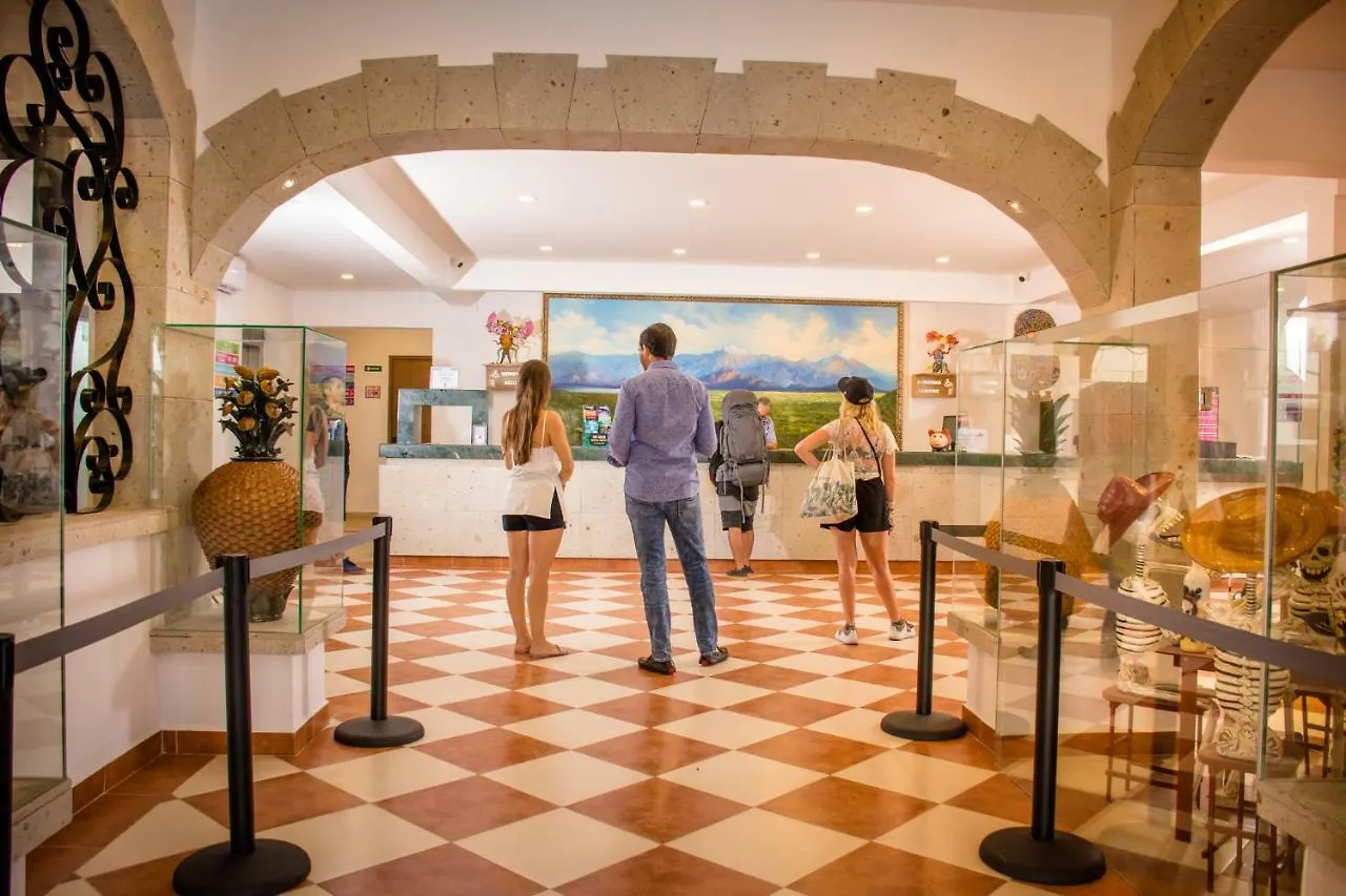 Agua Y Fuego Hotel Hostel Boutique & Beach Club (Adults Only) Cancún 0*,